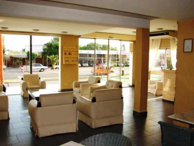 维拉卡洛斯帕兹 Monte Carlo酒店 外观 照片